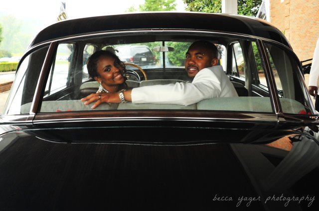 nashville weddding, gaylord springs, bride, groom, leaving, antique car